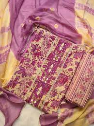 Women's Unstitched